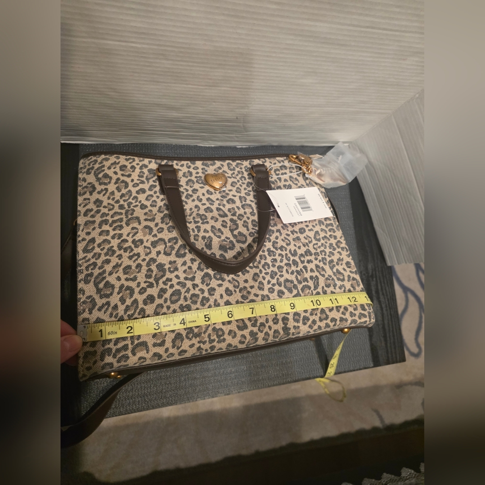 Betsey Johnson With Cowboy Boot Chain Leopard Bag. - Picture 14 of 16